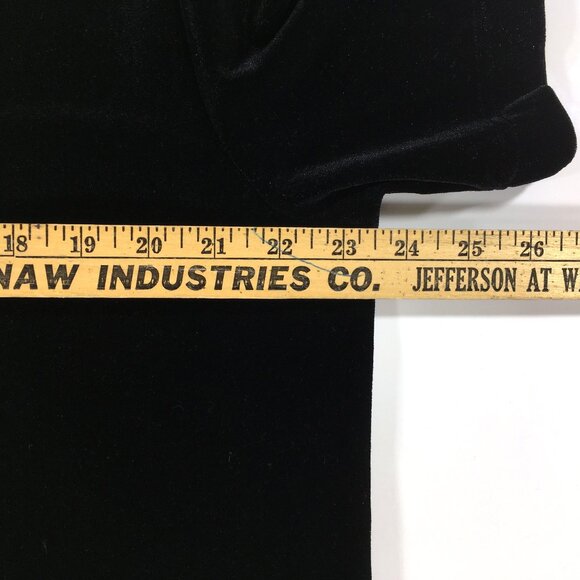 Quacker Factory Top Womens Size Large Black Velvet Polyester Short Sleeve - Picture 7 of 8